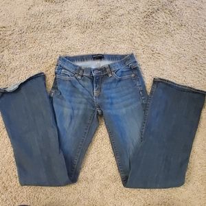 Medium/dark wash Banana Republic jeans bootcut